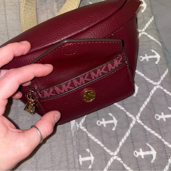 NWT Authentic MK Michael Kors Maisie Small 2-in-1 Waistpack in Oxblood Leather - Picture 11 of 12